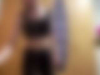 Live cam show with StevieStankaitis - Nipple Piercings on Camsoda