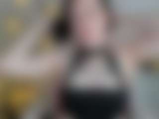 Live cam show with Vivienne-thea - College Brown Hair on livesuperchat.net