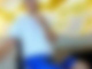 ZeusTrys's Live Sex Cam Show