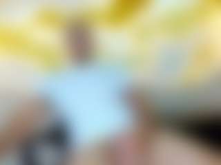 ZeusTrys's Live Sex Cam Show