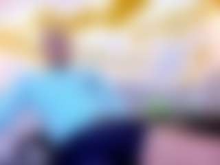 ZeusTrys's Live Sex Cam Show