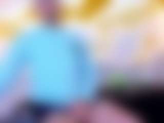 ZeusTrys's Live Sex Cam Show