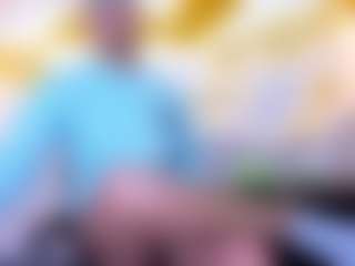 ZeusTrys's Live Sex Cam Show