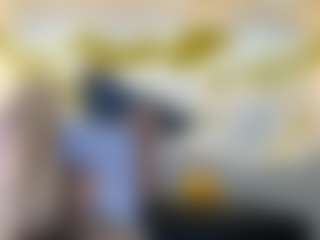 ZeusTrys's Live Sex Cam Show