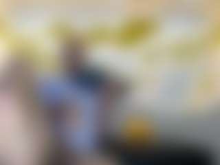ZeusTrys's Live Sex Cam Show