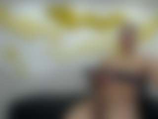 Live cam show with ZeusTrys - Muscular on CamwithHer