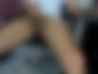 ZeusTrys's Live Sex Cam Show