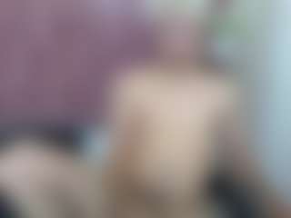 ZeusTrys's Live Sex Cam Show