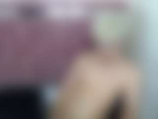 ZeusTrys's Live Sex Cam Show