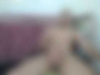 ZeusTrys's Live Sex Cam Show