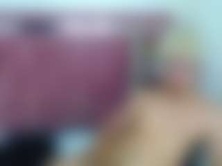ZeusTrys's Live Sex Cam Show
