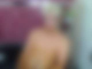 ZeusTrys's Live Sex Cam Show