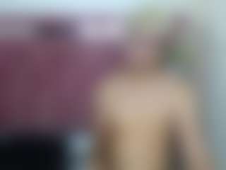 ZeusTrys's Live Sex Cam Show