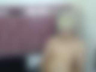 ZeusTrys's Live Sex Cam Show