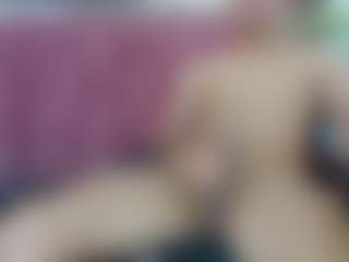 ZeusTrys's Live Sex Cam Show