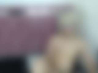 ZeusTrys's Live Sex Cam Show