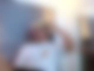 ZeusTrys's Live Sex Cam Show