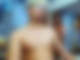 ZeusTrys's Live Sex Cam Show