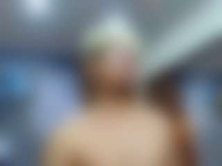 ZeusTrys's Live Sex Cam Show