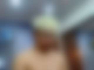 ZeusTrys's Live Sex Cam Show