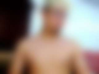ZeusTrys's Live Sex Cam Show