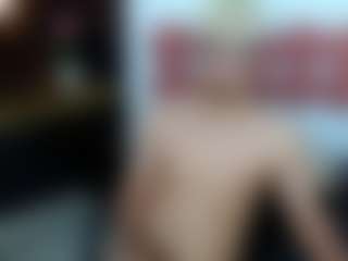 ZeusTrys's Live Sex Cam Show