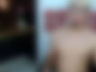 ZeusTrys's Live Sex Cam Show