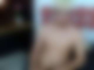 ZeusTrys's Live Sex Cam Show