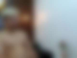 Live cam show with ZeusTrys - HD on livesuperchat.net