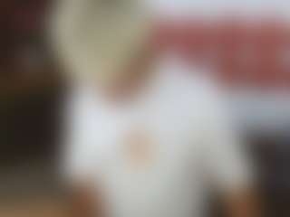 ZeusTrys's Live Sex Cam Show
