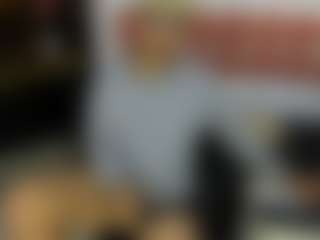 ZeusTrys's Live Sex Cam Show