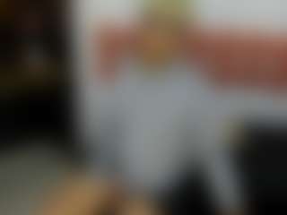 ZeusTrys's Live Sex Cam Show