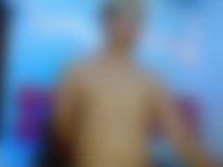 ZeusTrys's Live Sex Cam Show