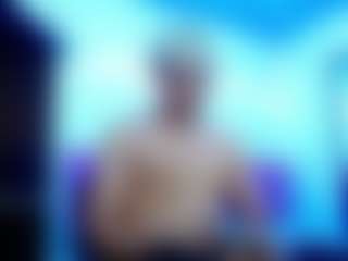 Live cam show with ZeusTrys - Colombia on livesuperchat.net