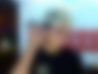 ZeusTrys's Live Sex Cam Show