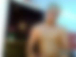 ZeusTrys's Live Sex Cam Show