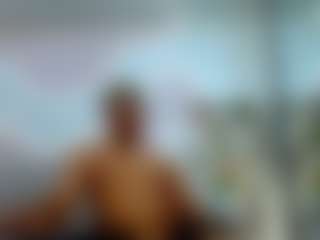 Live cam show with ZeusTrys - Chubby on StripNow