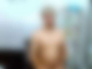 Live cam show with ZeusTrys - Bull on Dolls Live