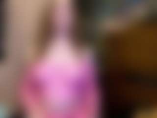Live cam show with AlissaWhyte - Bald on StripNow