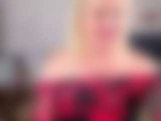 Live cam show with Lillit-Fabia - Moaning on chickslive.net