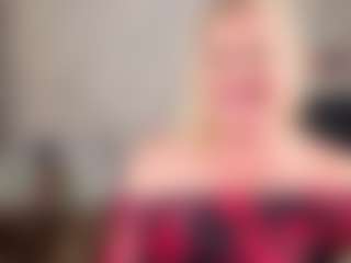 Live cam show with Lillit-Fabia - Blue Eyes on MyBangCams