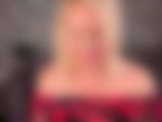 Live cam show with Lillit-Fabia - Public Mature on Camsoda