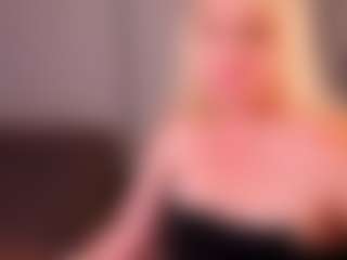 Live cam show with Lillit-Fabia - Role Play on Camsoda