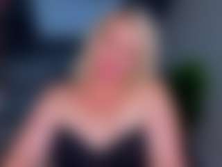Live cam show with Lillit-Fabia - Public Mature on Camsoda