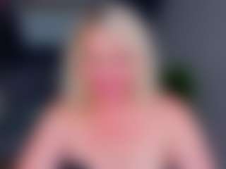 Live cam show with Lillit-Fabia - Teasing on Hubzter Live