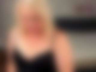 Live cam show with Lillit-Fabia - Joi on Camsoda