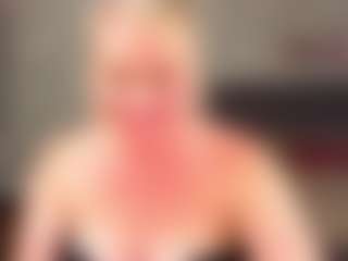 Live cam show with Lillit-Fabia - Teasing on Adult Interactions