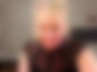 Live cam show with Lillit-Fabia - Blonde Hair Middle Aged on sexylive.show