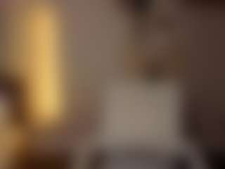 Live cam show with Lillit-Fabia - Sweet on Uber Horny