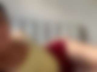 AveryHubric's Live Sex Cam Show